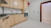 Kitchen of Flat for sale in Badalona