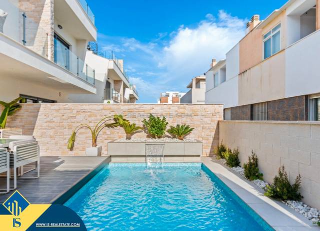 Casa-chalet en Venta en Los Secanos