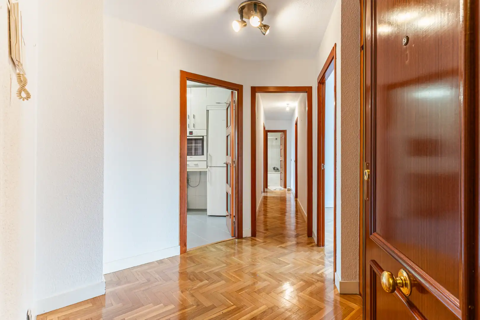 Wohnung zum Verkauf in Majadahonda mit Klimaanlage, Heizung und Privatgarten