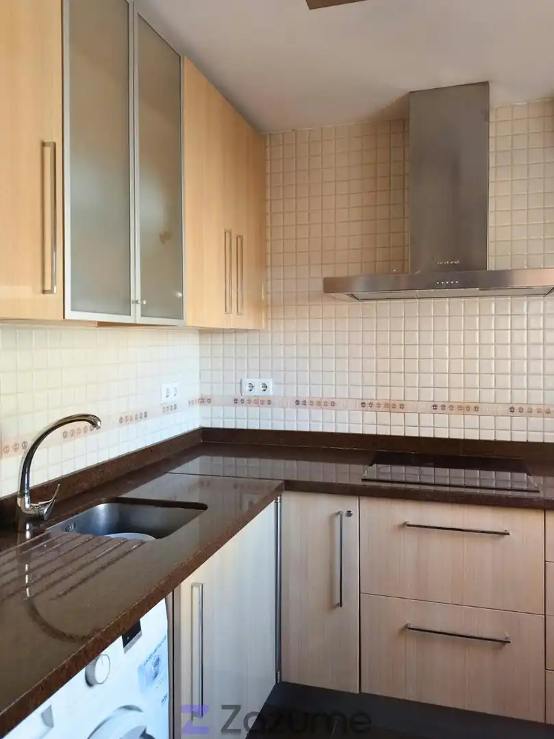 Küche von Wohnung zur Miete in Sevilla mit Klimaanlage, Heizung und Möbliert