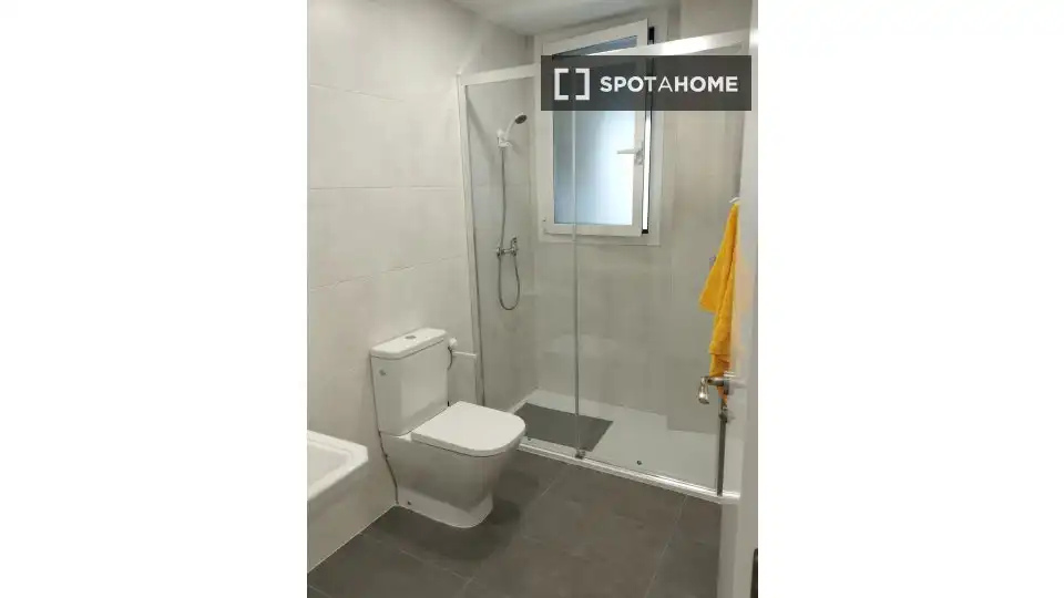 Room in Zaragoza, Zaragoza