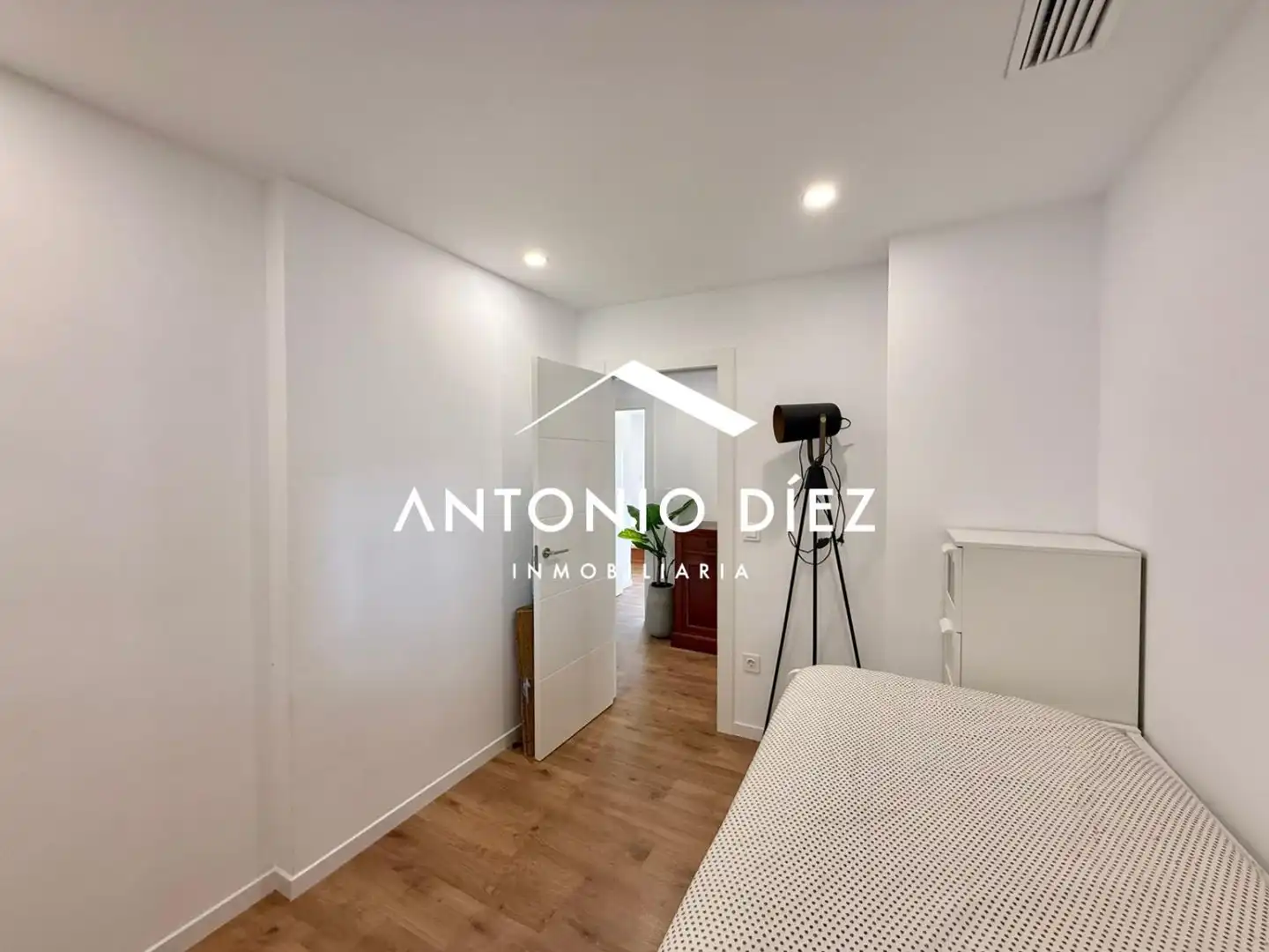 Bedroom of Attic for sale in Aspe  with Air Conditioner, Terrace and Storage room