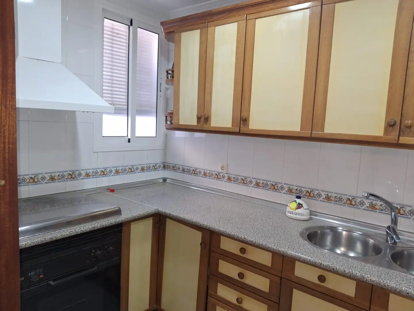Cocina de Casa adosada en venta en Villaverde del Río