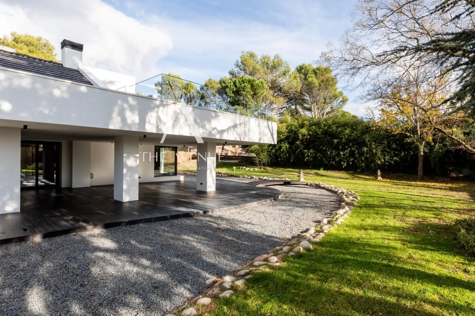 Vista exterior de Casa o chalet en venta en Boadilla del Monte con Calefacción, Jardín privado y Terraza