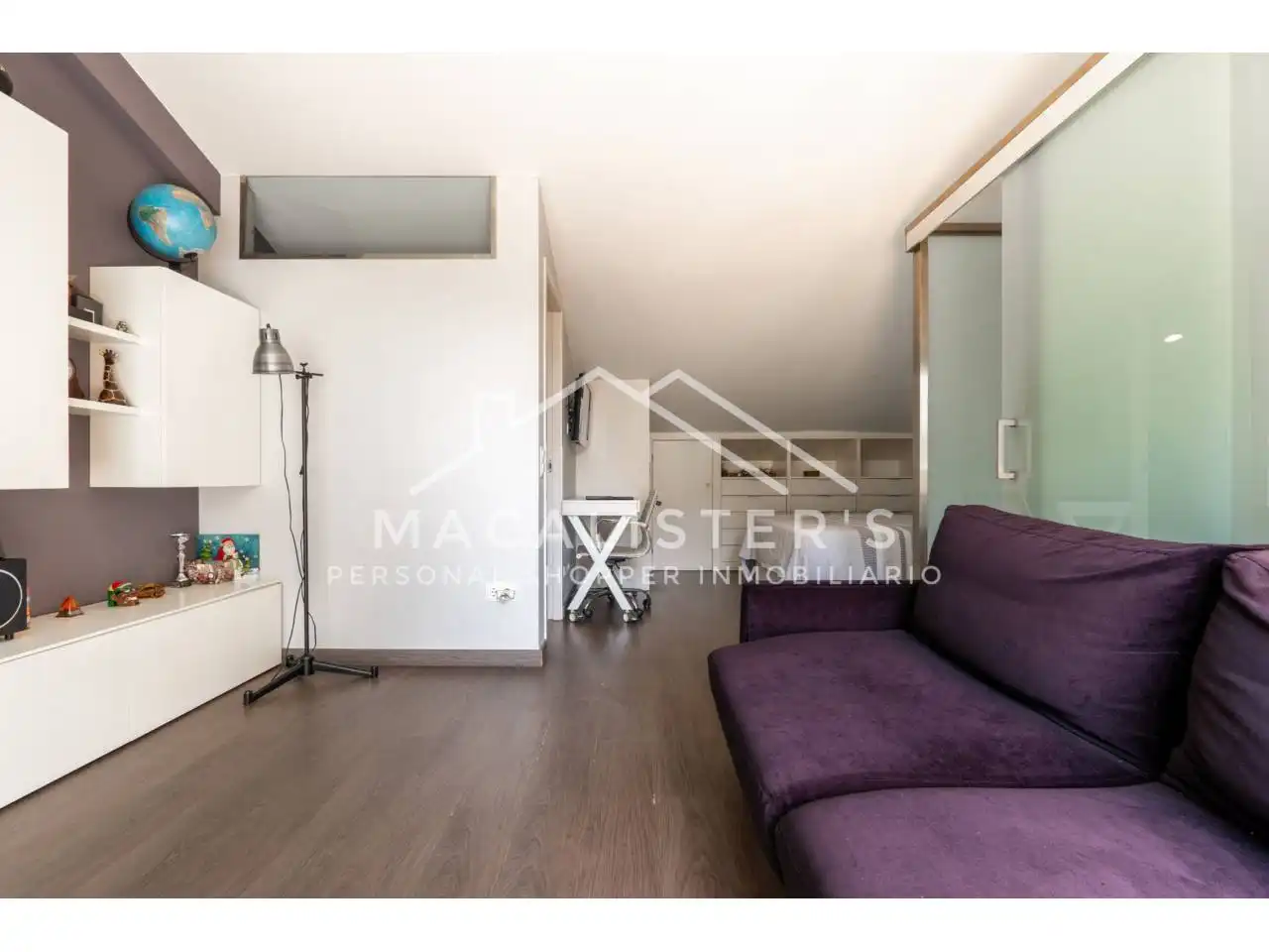 Habitación de Casa adosada en venta en Vilassar de Mar con Aire acondicionado, Calefacción y Jardín privado