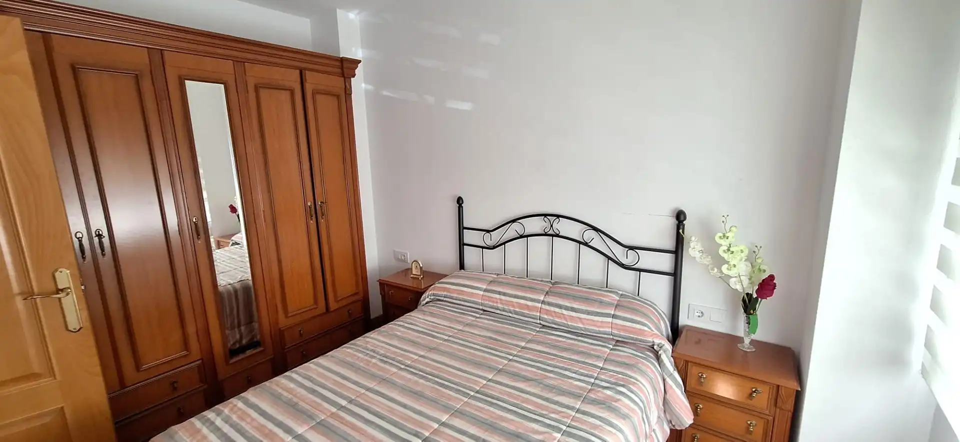 Dormitori de Casa o xalet en venda en Sabadell amb Calefacció, Terrassa i Traster
