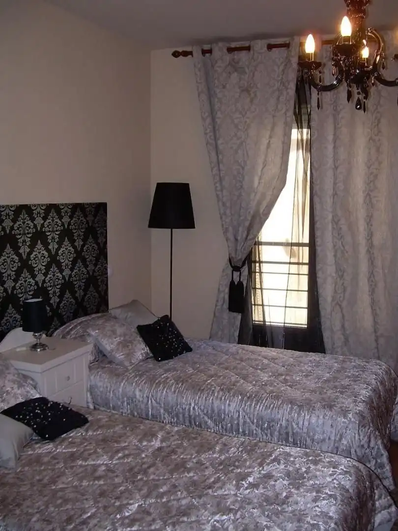 Dormitori de Casa adosada en venda en Castellanos de Moriscos amb Calefacció i Parquet