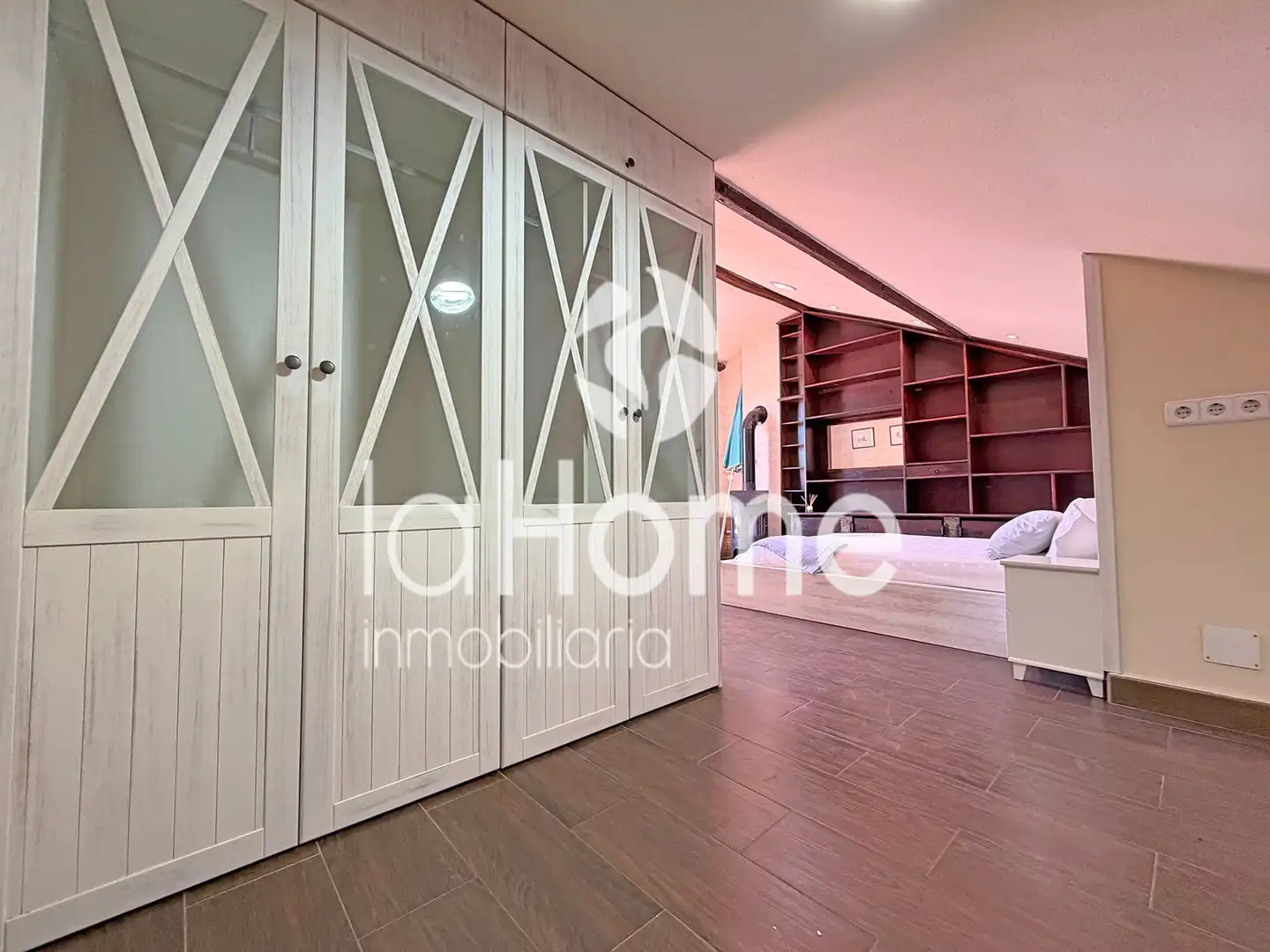 Bedroom of Detached homes for sale in Paterna  with Air Conditioner, Heating and Terrace