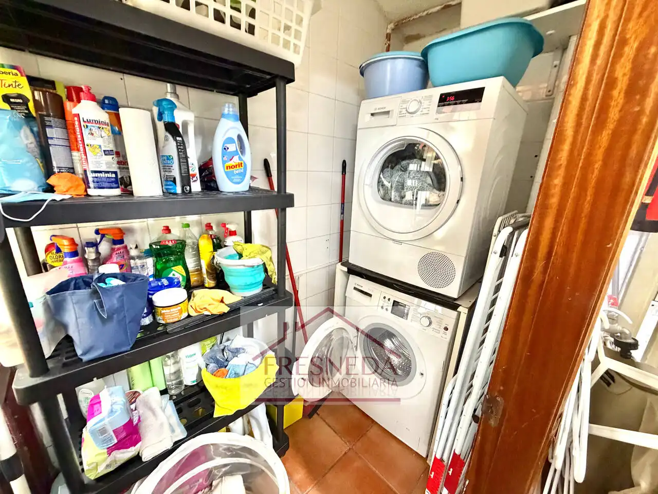 Einfamilien-Reihenhaus zum Verkauf in Siero mit Heizung, Privatgarten und Parkett