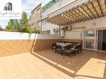 Adosado en venta en Calle M.J.LARRA ACCESO I 8