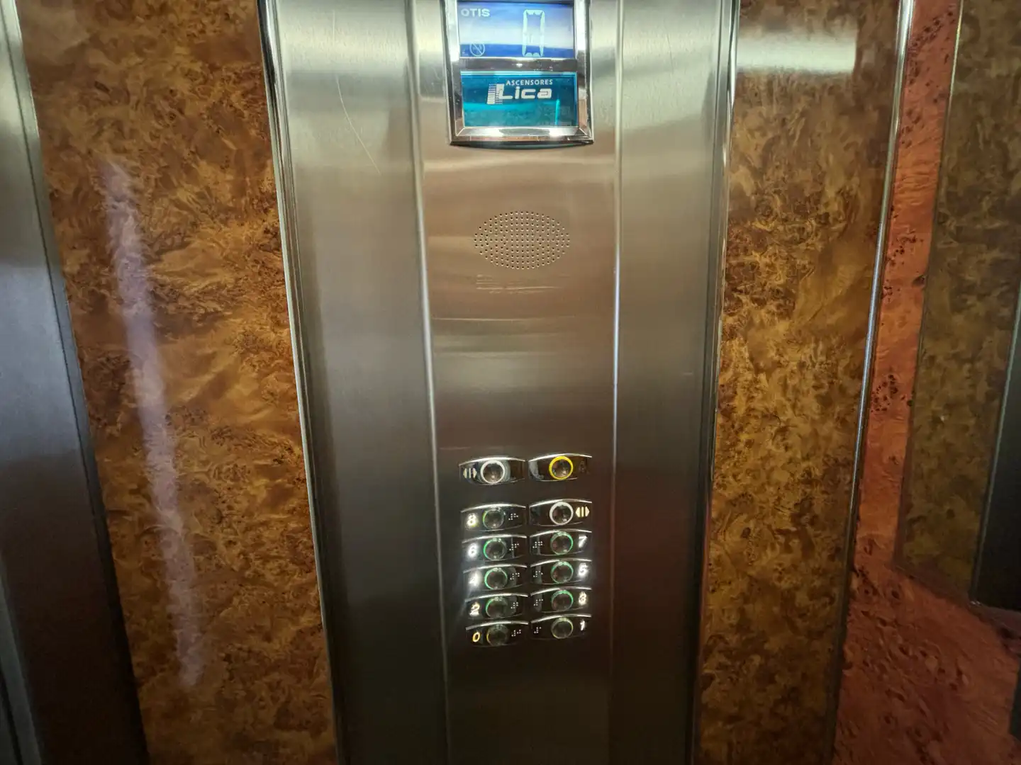 Piso en venta en Gijón  con Calefacción