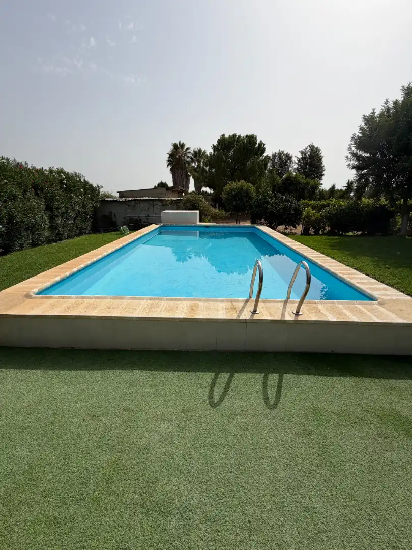 Casa rústica amb piscina en venda a Carmona, imagen 12