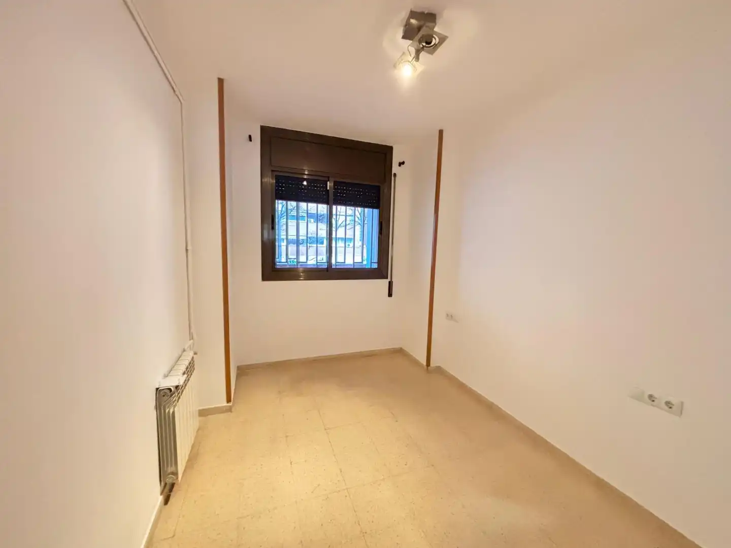 Bedroom of Flat for sale in Sabadell  with Terrace and Balcony