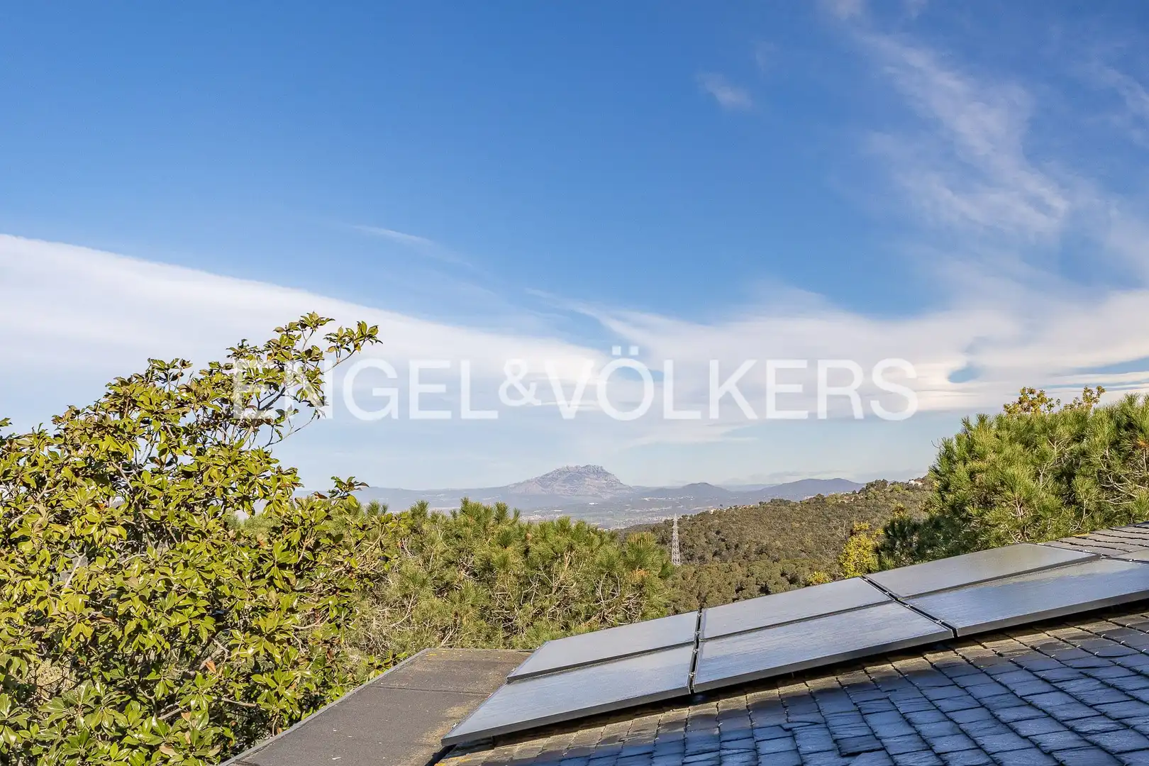 Exterior view of Houses for sale in Barcelona  with Heating, Private garden and Parquet flooring