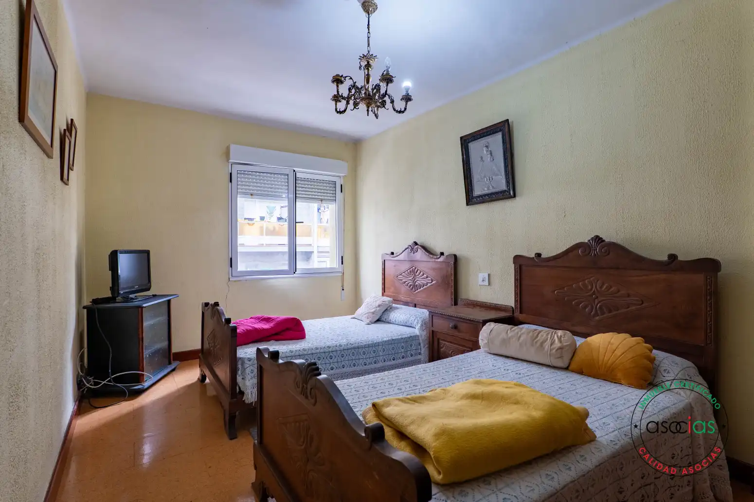 Habitación de Piso en venta en Gijón  con Calefacción