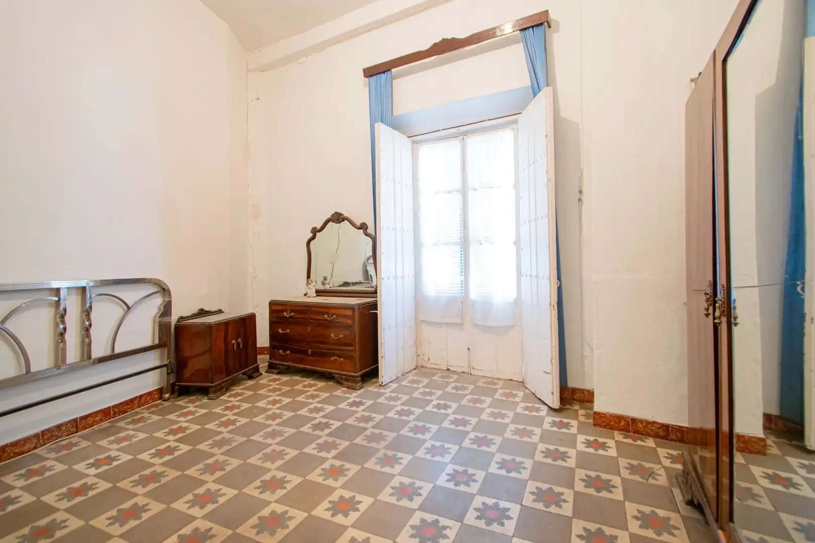 Bedroom of Houses for sale in Sevilla  with Balcony