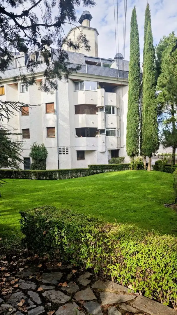 Attico con piscina in vendita a Los Ángeles de San Rafael