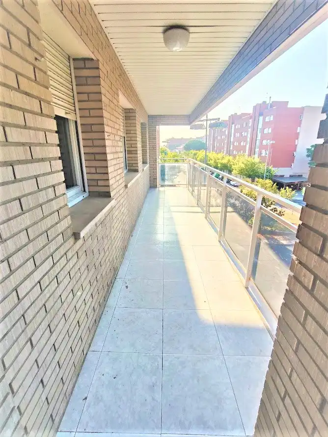 Terrasse von Wohnung zum Verkauf in Lleida mit Klimaanlage, Heizung und Möbliert
