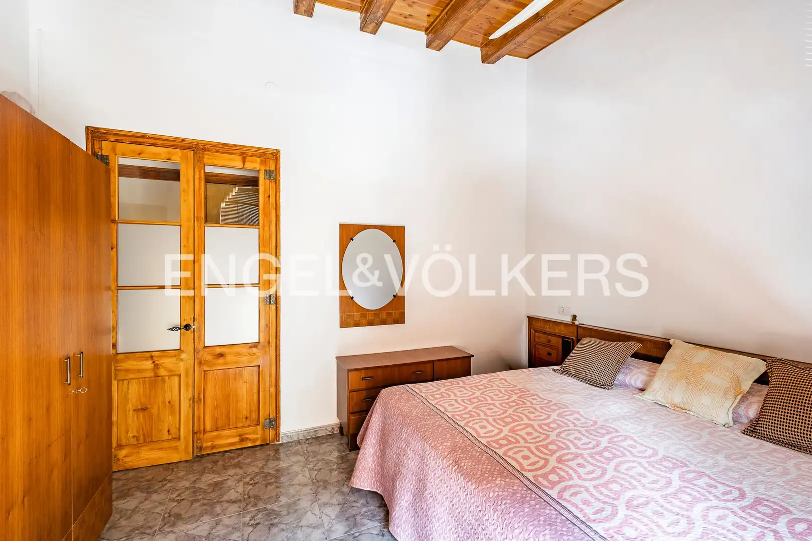 Dormitori de Casa o xalet en venda en Santa Coloma de Cervelló amb Aire condicionat, Calefacció i Jardí privat