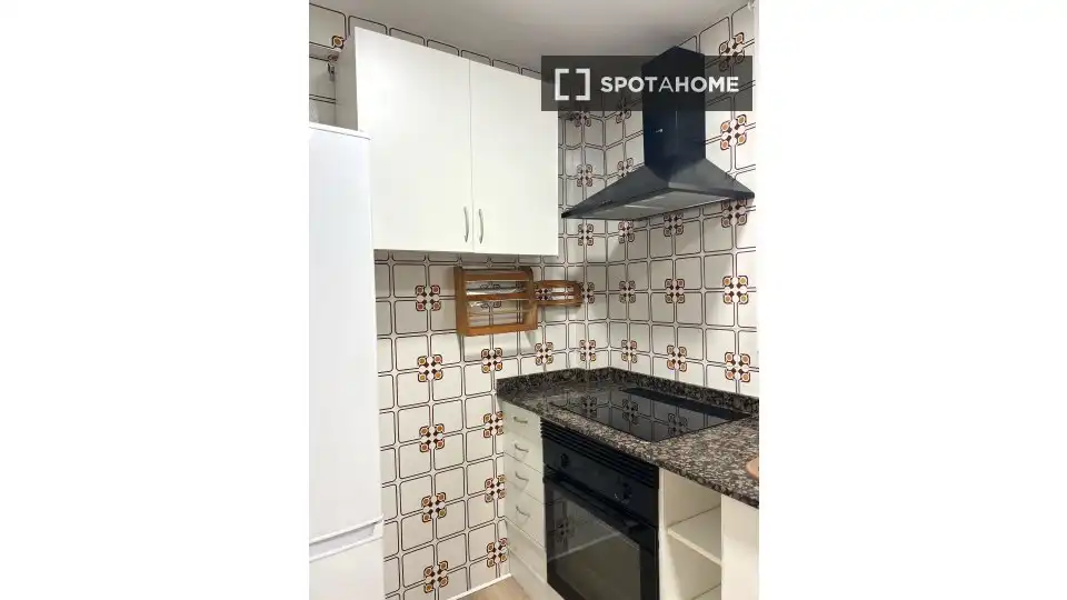 Cocina de Piso de alquiler en Moncada con Aire acondicionado, Calefacción y Amueblado