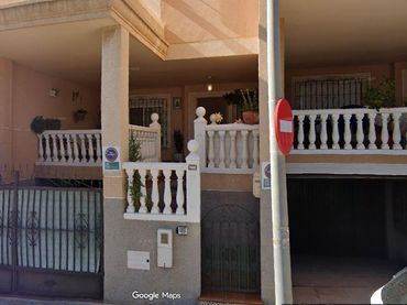 Casa en venda a Calle oria 9