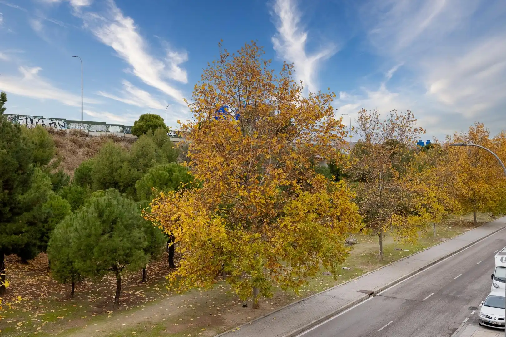 Vista exterior de Piso en venta en Madrid con Aire acondicionado, Calefacción y Jardín privado