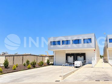 Nave industrial en alquiler en Fuente del Jarro