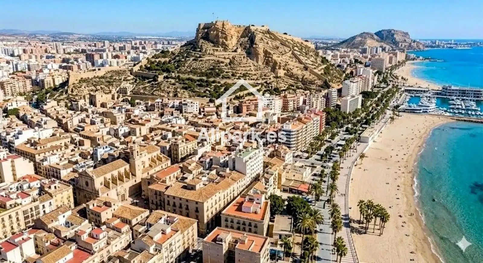 Vista exterior de Edifici en venda en Alicante / Alacant
