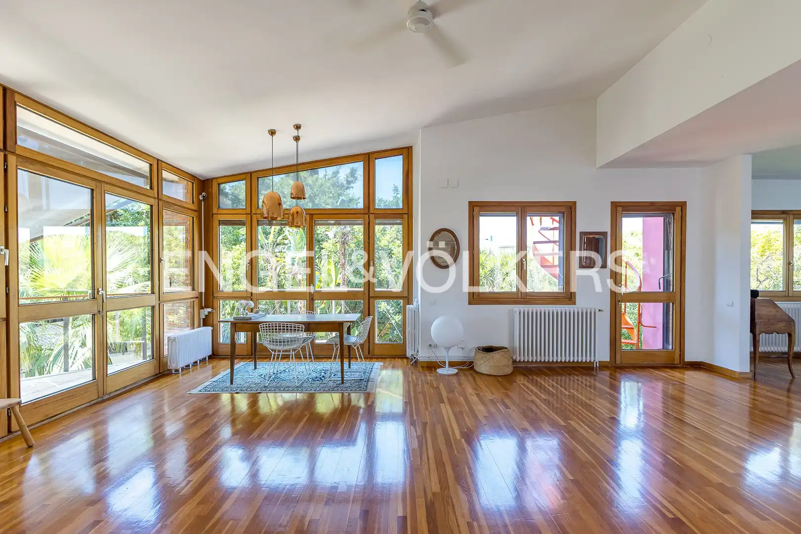 Sala de estar de Finca rústica en venta en Vilanova i la Geltrú con Calefacción, Jardín privado y Terraza