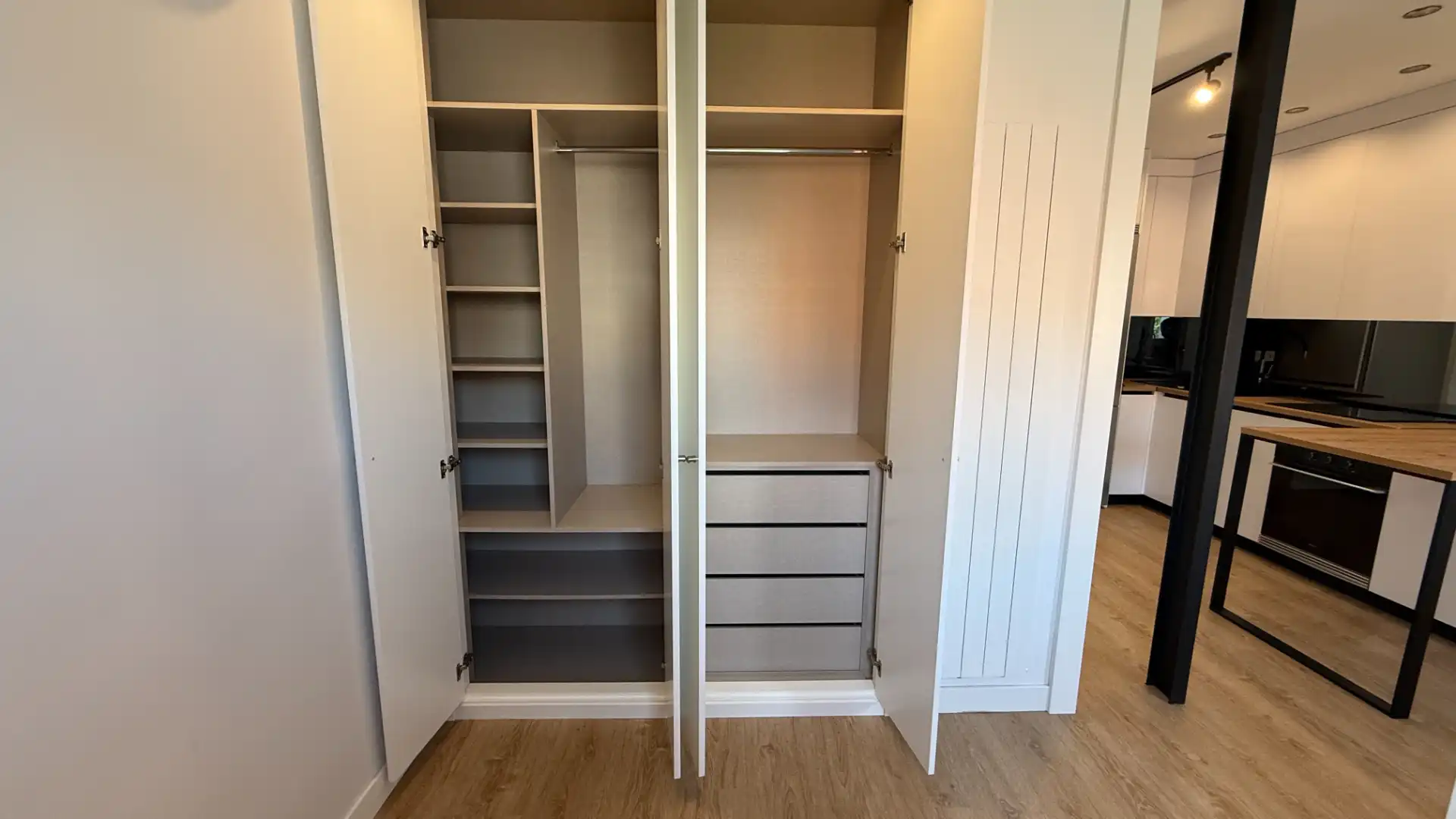 Dormitori de Apartament de lloguer en Madrid amb Aire condicionat, Calefacció i Forn