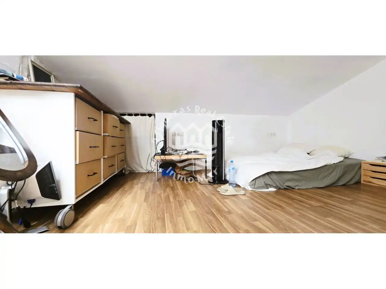 Bedroom of Flat for sale in Terrassa  with Air Conditioner, Heating and Storage room
