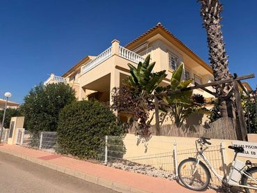 Maison avec piscine à vendre à Orihuela Costa
