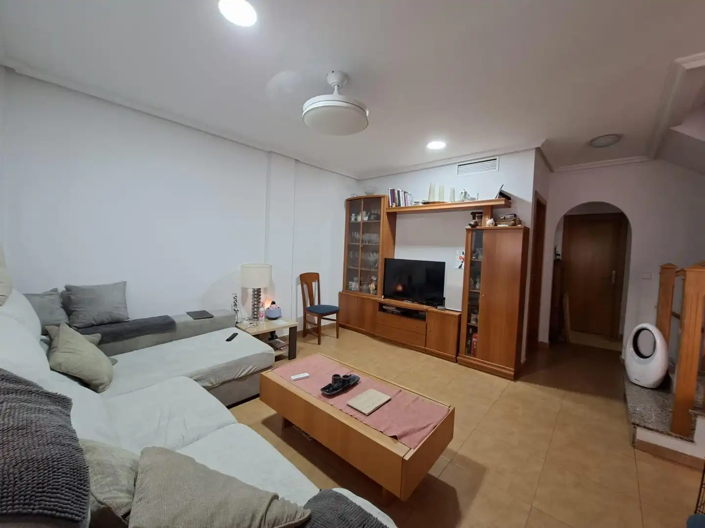 Sala d'estar de Casa adosada en venda en San Javier amb Aire condicionat, Jardí privat i Terrassa