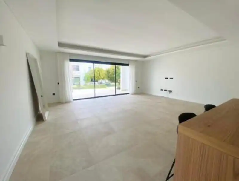 Reihenhaus mit Terrasse zur Miete in Nueva Andalucía, imagen 5
