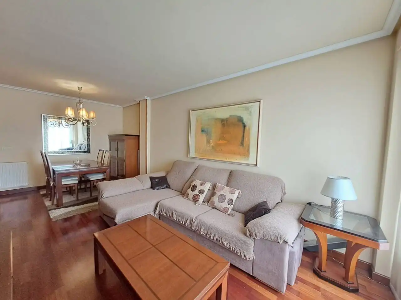 Flat for sale in Calle Sahagún, Universidad - Las Huelgas