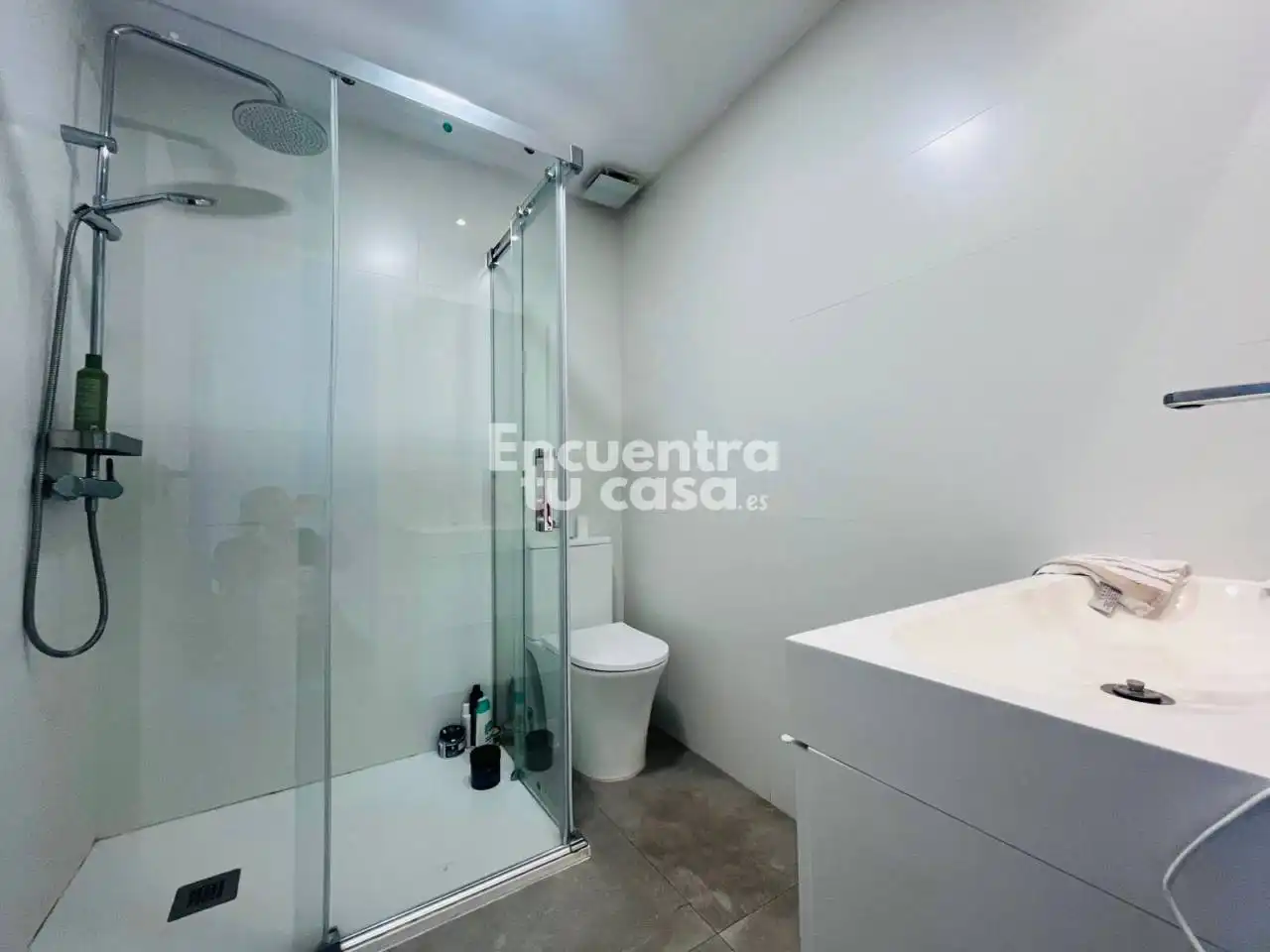 Bany de Casa o xalet en venda en L'Alfàs del Pi amb Aire condicionat, Calefacció i Terrassa