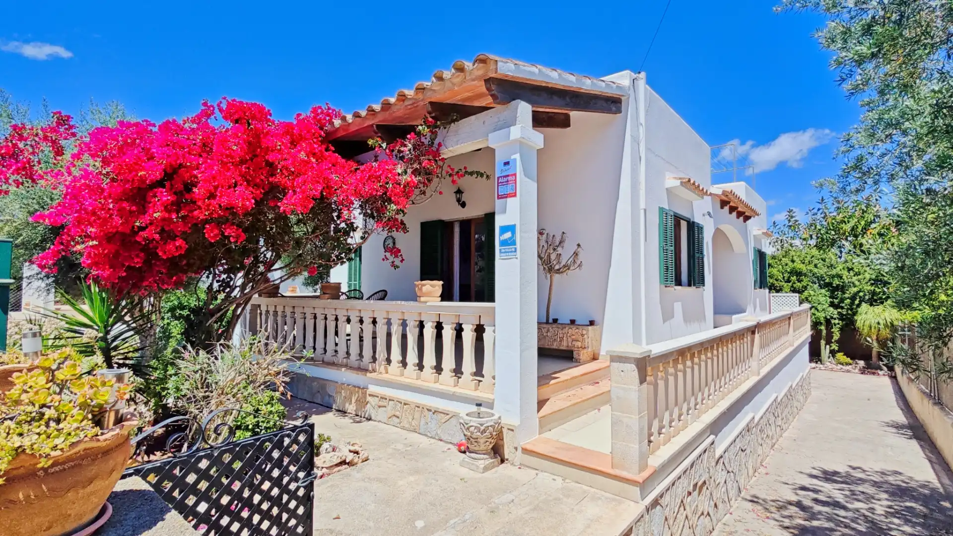 Vista exterior de Casa o xalet en venda en Felanitx amb Aire condicionat, Jardí privat i Terrassa