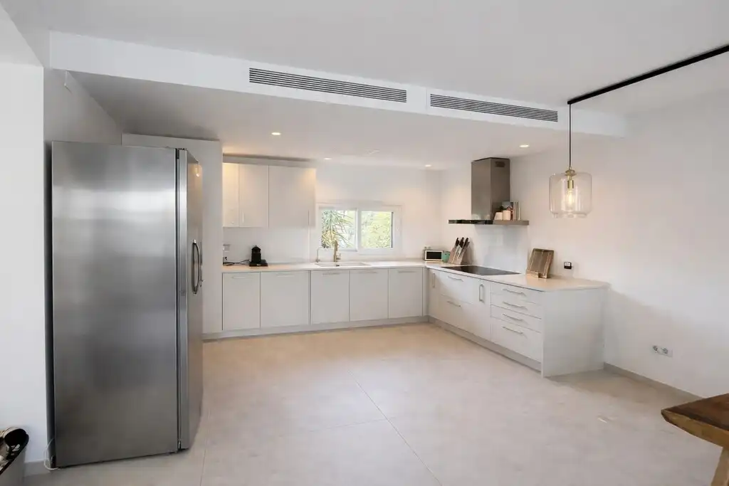 Cocina de Apartamento en venta en Calvià con Aire acondicionado, Jardín privado y Terraza