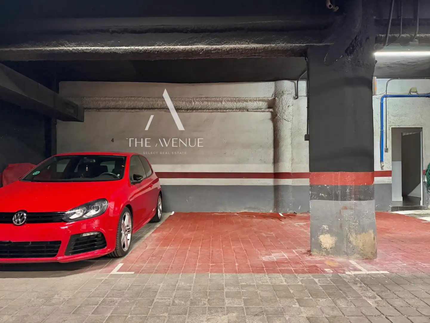 Parking of Flat for sale in Madrid  with Air Conditioner, Storage room and Furnished