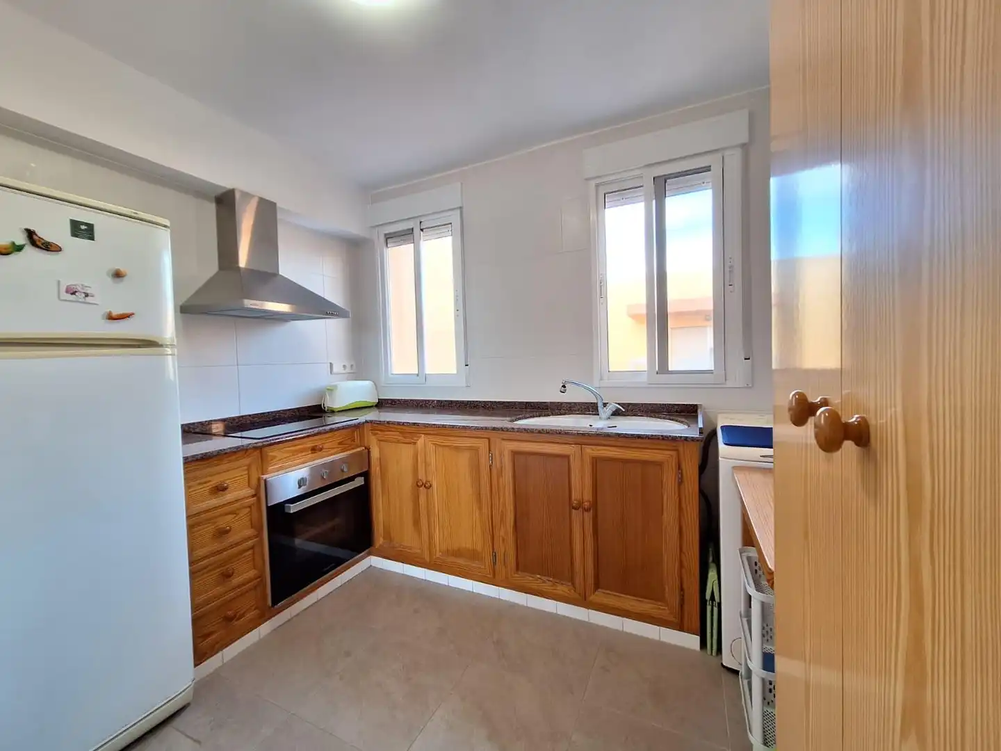 Cocina de Apartamento en venta en Sueca con Terraza, Balcón y Piscina comunitaria