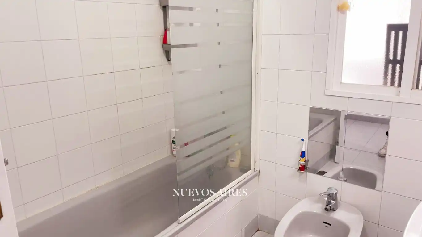 Baño de Ático en venta en Isla Cristina con Terraza, Trastero y Amueblado