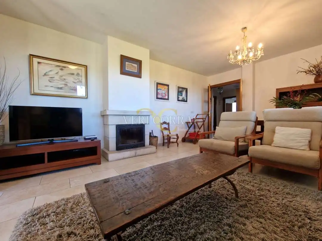Wohnzimmer von Haus oder Chalet zum Verkauf in Llanes mit Heizung, Privatgarten und Terrasse