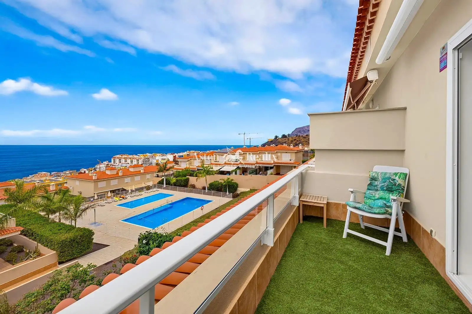 Terrace of Detached homes for sale in Santiago del Teide  with Air Conditioner, Private garden and Terrace