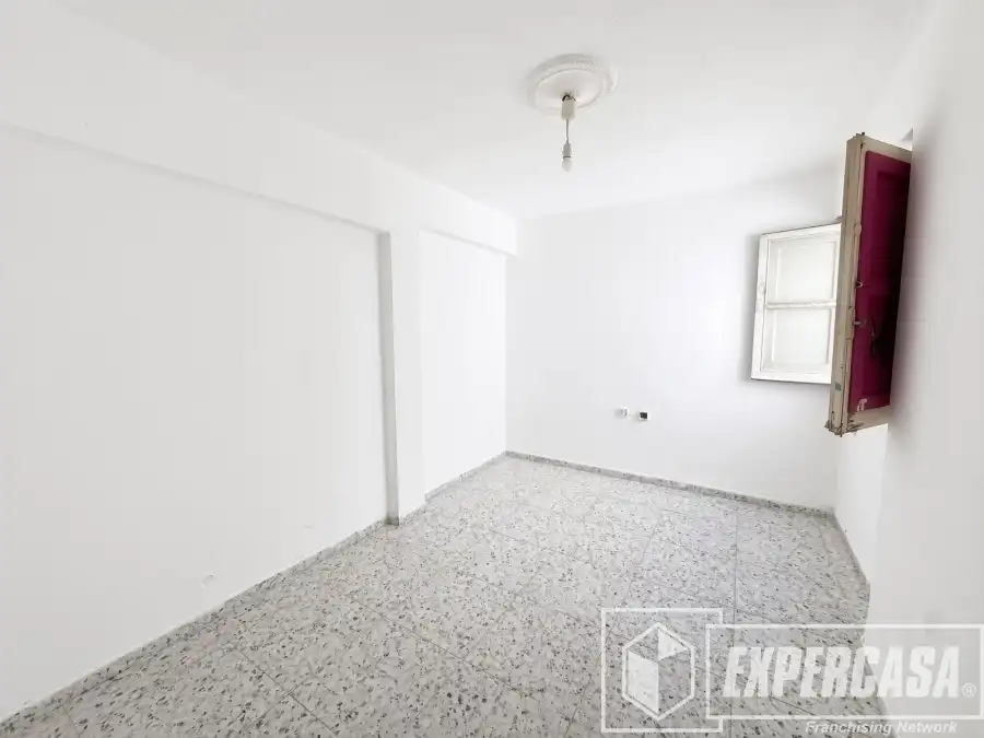 Flat for sale in Pobles de l'Oest