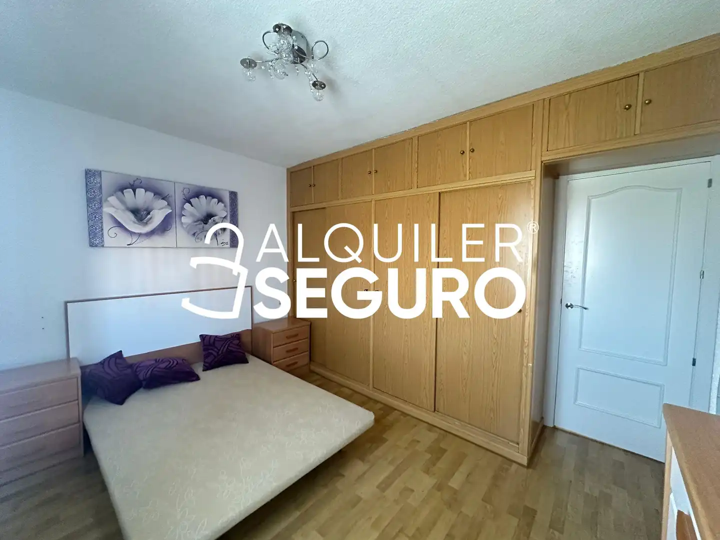 Bedroom of Flat for rent in Madrid  with Air Conditioner, Heating and Furnished