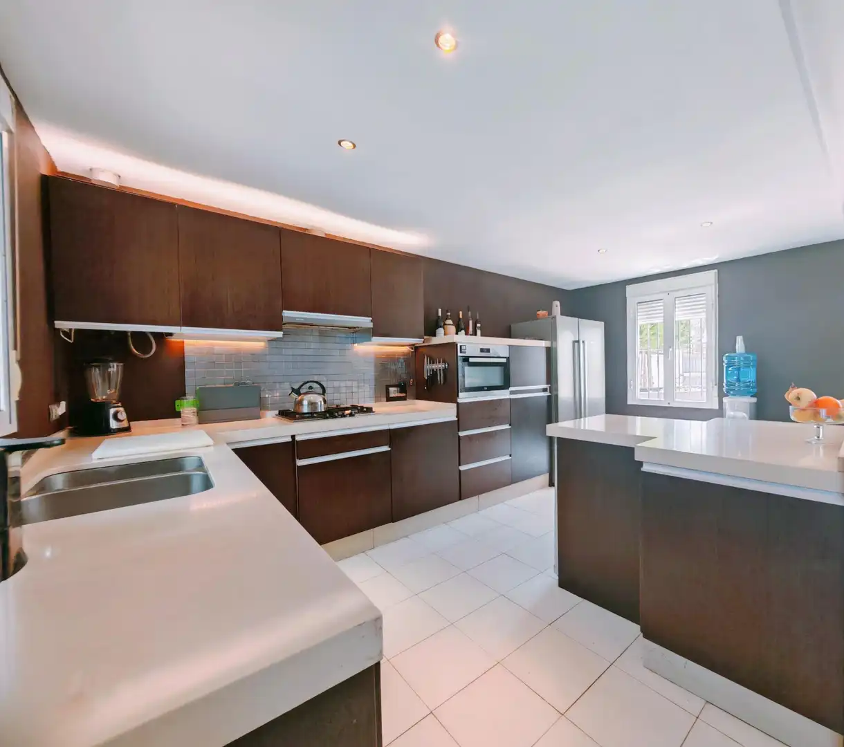 Kitchen of Houses for sale in Chiclana de la Frontera  with Air Conditioner, Swimming Pool and Furnished