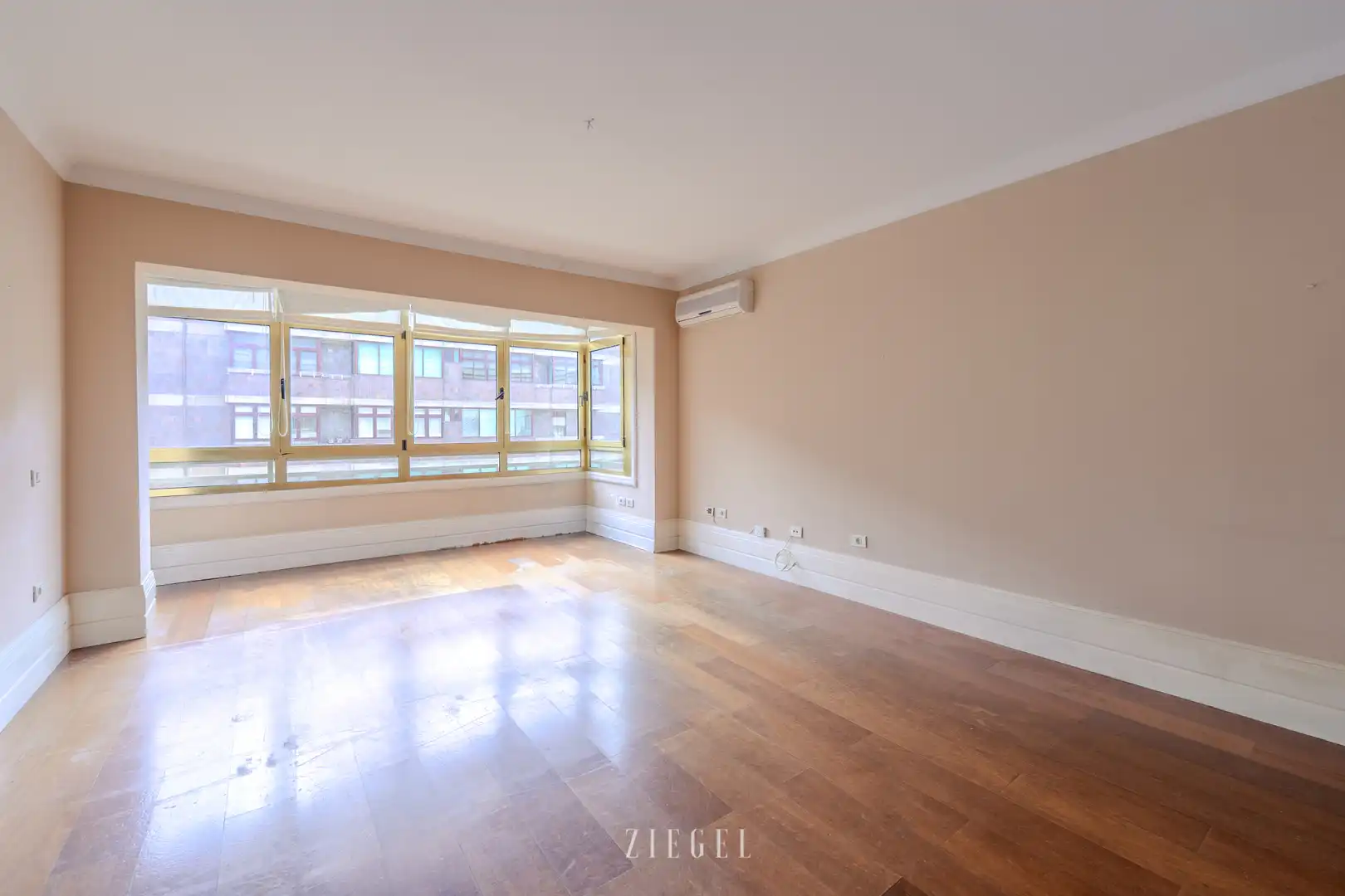 Sala de estar de Piso en venta en Las Palmas de Gran Canaria con Aire acondicionado y Trastero