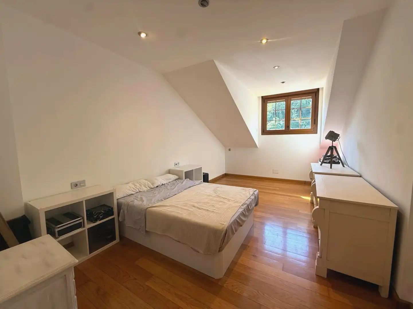 Habitación de Casa o chalet en venta en Castrillón con Calefacción, Jardín privado y Piscina