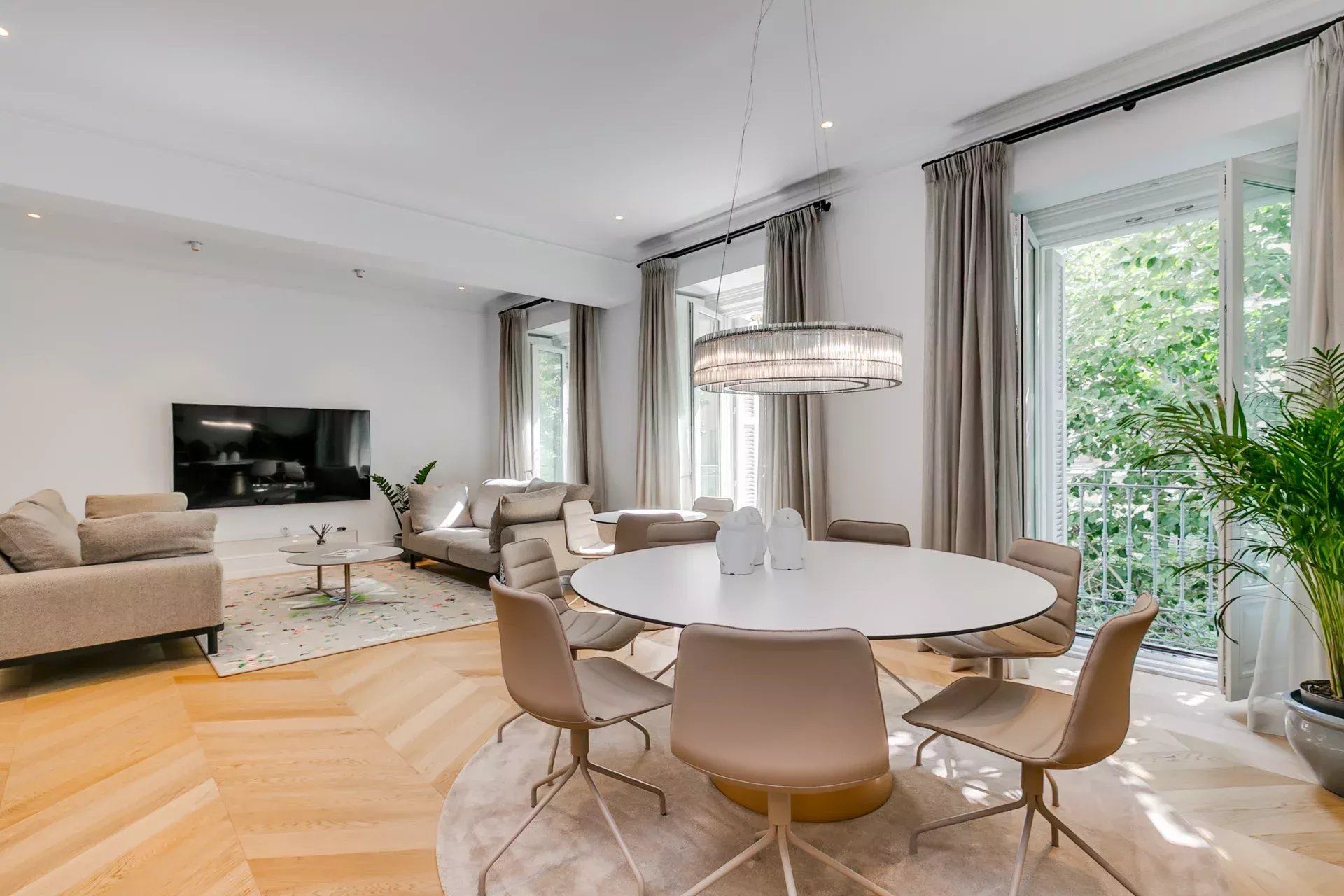 Dining room of Flat to rent in  Madrid Capital  with Air Conditioner, Heating and Terrace