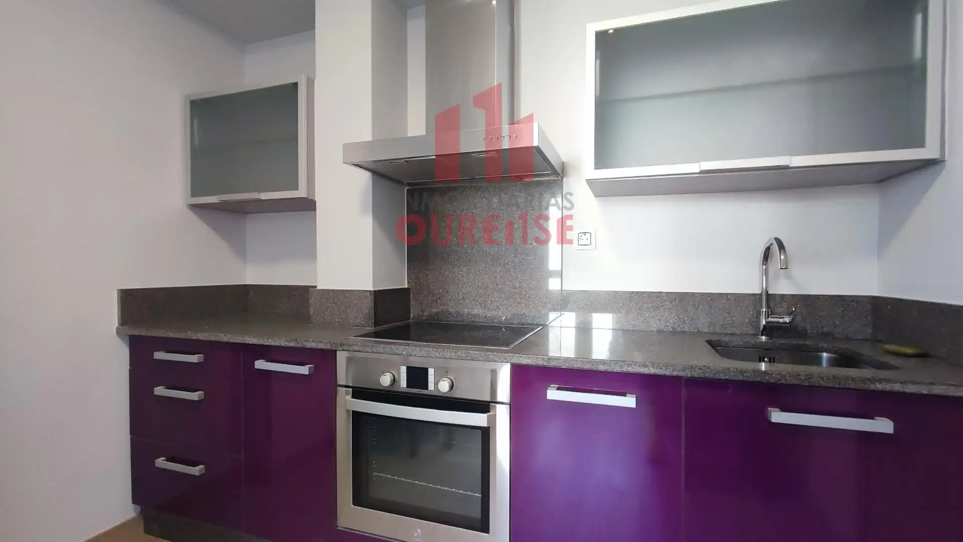 Cocina de Piso en venta en Ourense Capital 